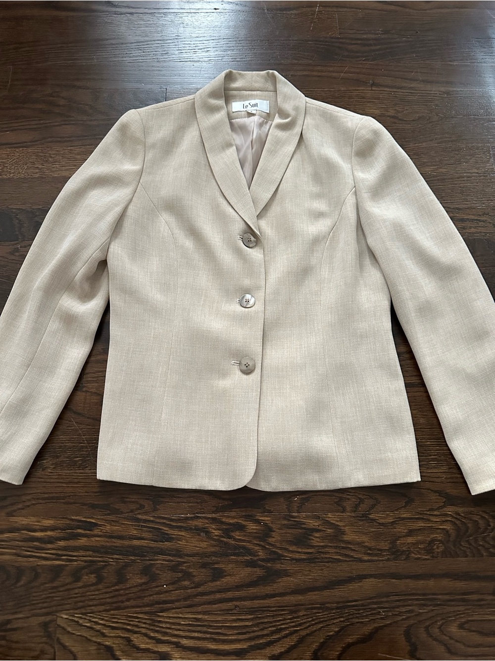 Le Suit Cream Single-Breasted Women's Blazer